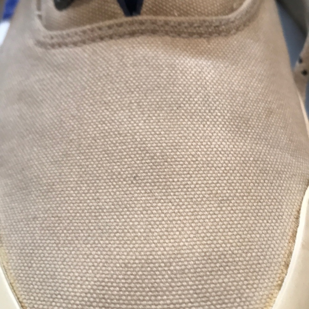 Shoes - Picture 6 of 6